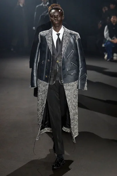 Look 46